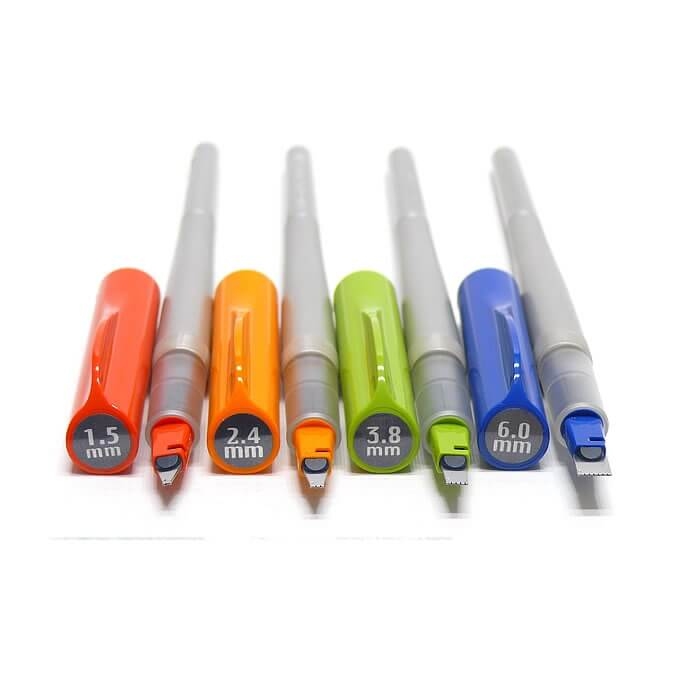 Pilot Parallel 2.4 mm kaligrafické pero