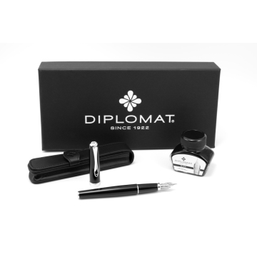 Diplomat Excellence A2 Black Lacquer CT dárková sada